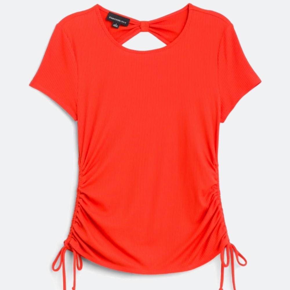 FORTUNE & IVY Cassidy Twist Back Detail Knit Top